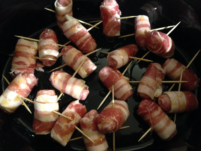 Kilted Chipolatas In Slow Cooker